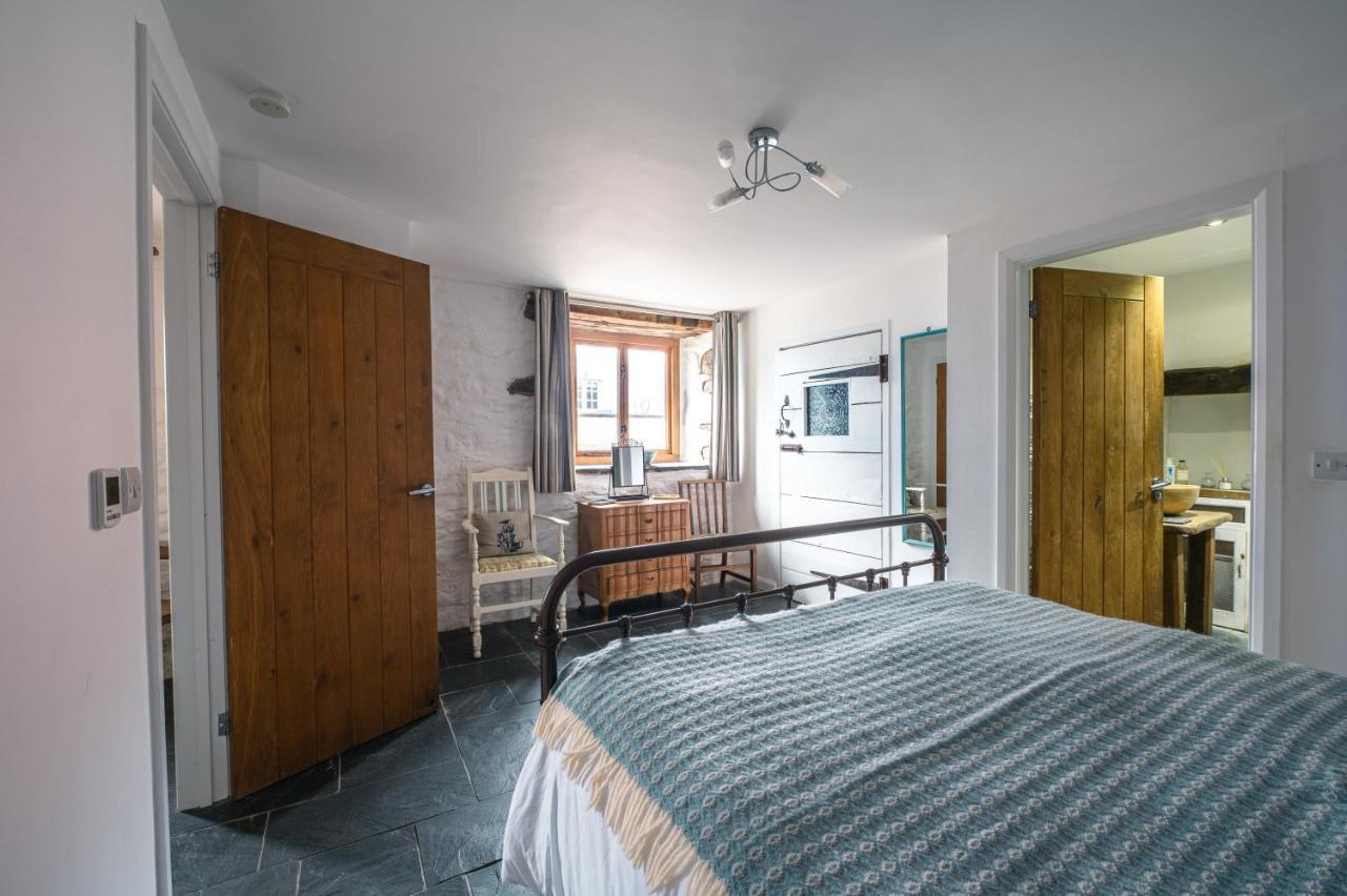 St Davids Hideaway With Roll-Top Bath & Log Burner Εξωτερικό φωτογραφία