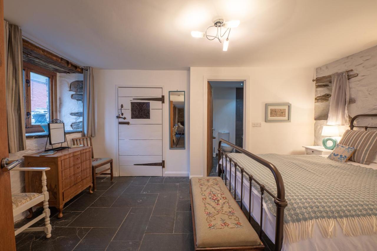 St Davids Hideaway With Roll-Top Bath & Log Burner Εξωτερικό φωτογραφία