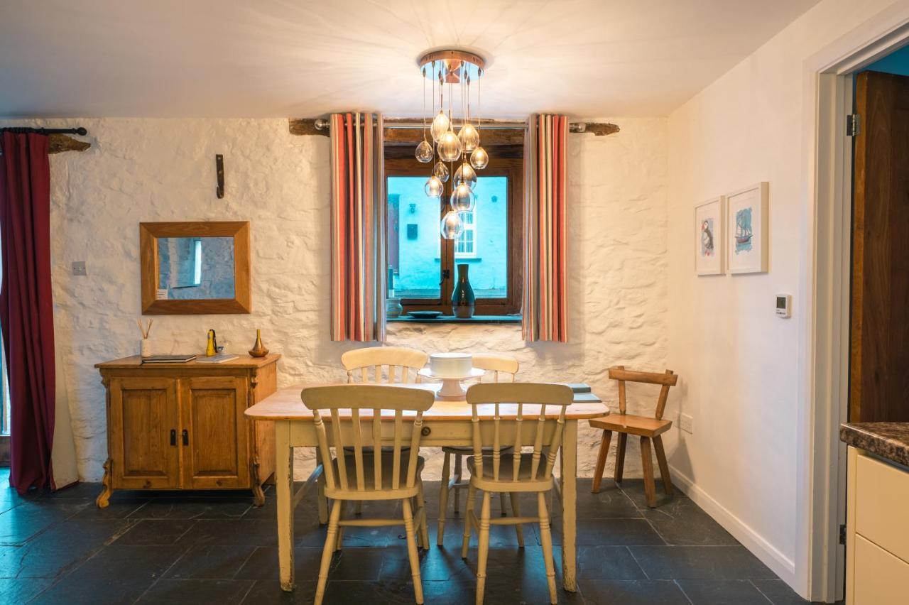 St Davids Hideaway With Roll-Top Bath & Log Burner Εξωτερικό φωτογραφία
